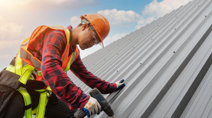 Expert new roof installation services in Assumption, IL
